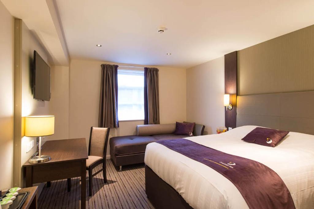 Premier Inn Dunfermline Rom bilde