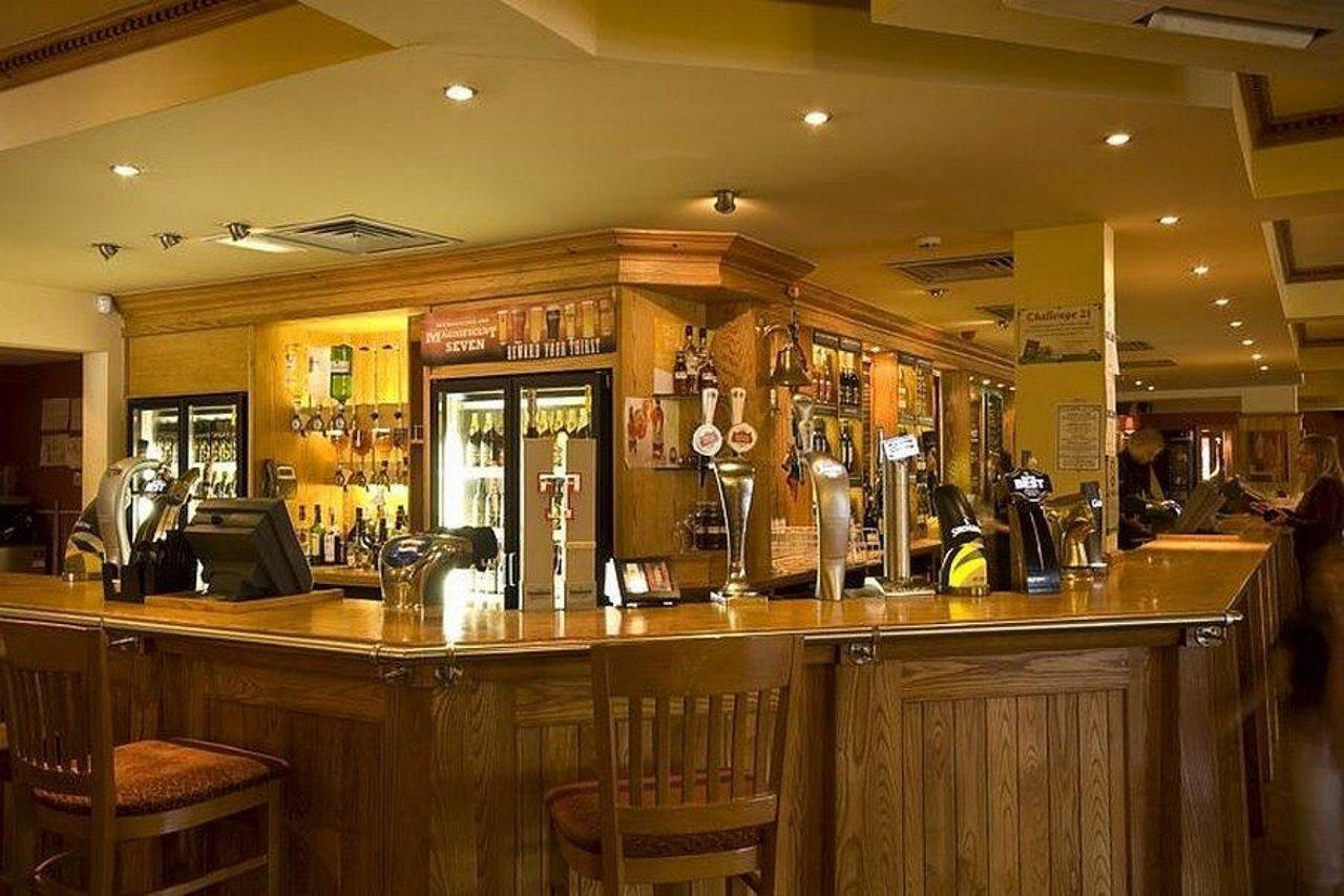 Premier Inn Dunfermline Eksteriør bilde